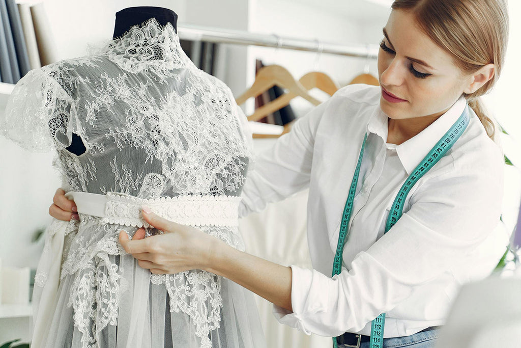 Crafting the Perfect Wedding Dress: A Tale of Elegance and Precision