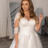 VLLUSISA Plus Size A-Line col festonné demi manches robes de mariée grande taille dentelle robes de mariée