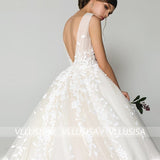 Fashion Lace Appliqued Bridal Gowns Sexy Deep V-neck Backless Ball Gown Wedding Dresses