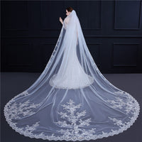 Cathedral Wedding Veils Longs Style Exquisite Lace Bridal Veils With Comb