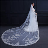 Cathedral Wedding Veils Longs Style Exquisite Lace Bridal Veils With Comb