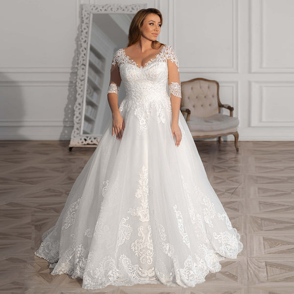 VLLUSISA Plus Size A-Line col festonné demi manches robes de mariée grande taille dentelle robes de mariée