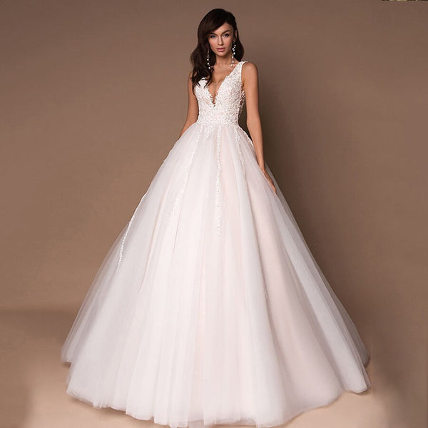 VLLUSISA Simple A-Line V-neck Sleeveless Wedding Dresses Lace Appliqued Bridal Gowns